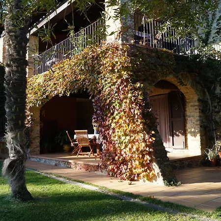 Mas Vermell Country house *